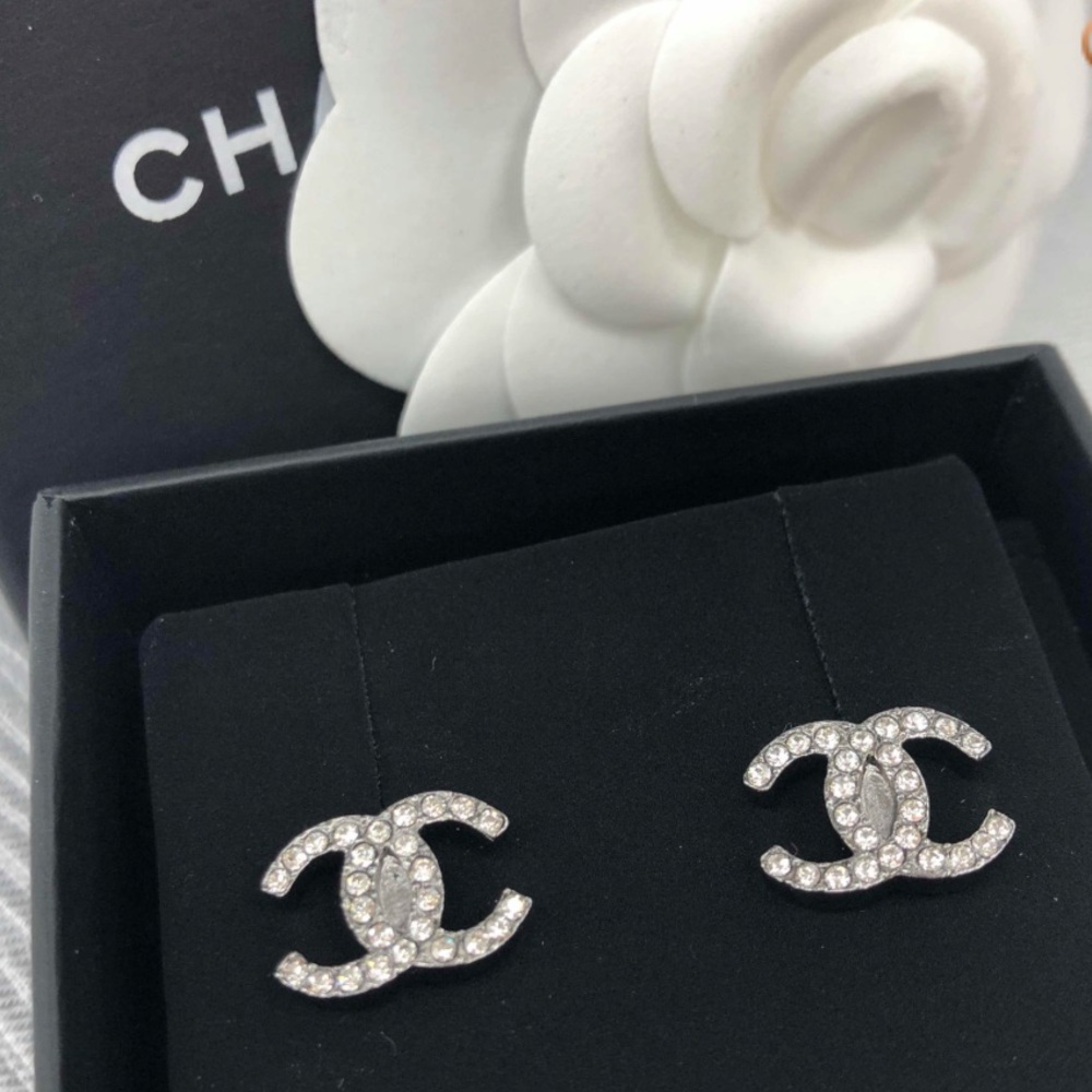 CHANEL Crystal CC Logo Silver-Tone Earrings - Picture 3 of 6